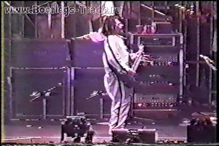 KoRn 1998-11-07 Tsongas Arena, Lowell, MA, USA (Jeff T Transfer 1)