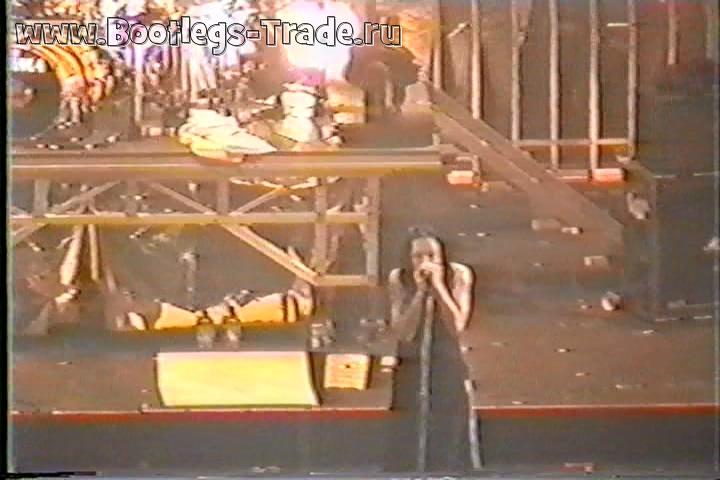 KoRn 1999-03-15 Copps Coliseum, Hamilton, ON, Canada (Center Cam)