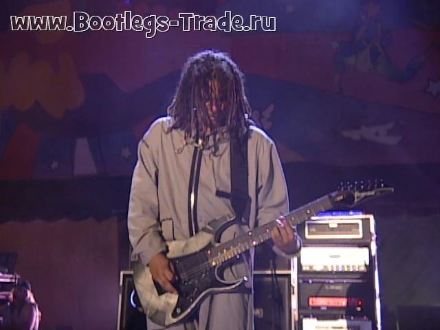 KoRn 1999-07-23 Woodstock '99, Griffiss Air Force Base, Rome, NY, USA (ConcertVault)