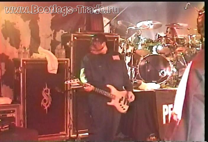 Slipknot 2000-01-01 Supertoad Entertainment Center, Des Moines, IA, USA (2 Cam Mix)