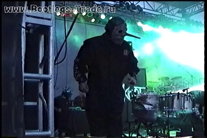 Slipknot 2000-07-28 93x Clambake 2000, Float-Rite Park Amphitheatre, Somerset, WI, USA (3 Cam Mix + SBD)