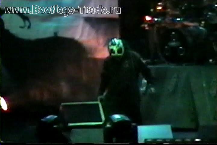 Slipknot 2001-10-31 Continental Airlines Arena, East Rutherford, NJ, USA (Center Cam)